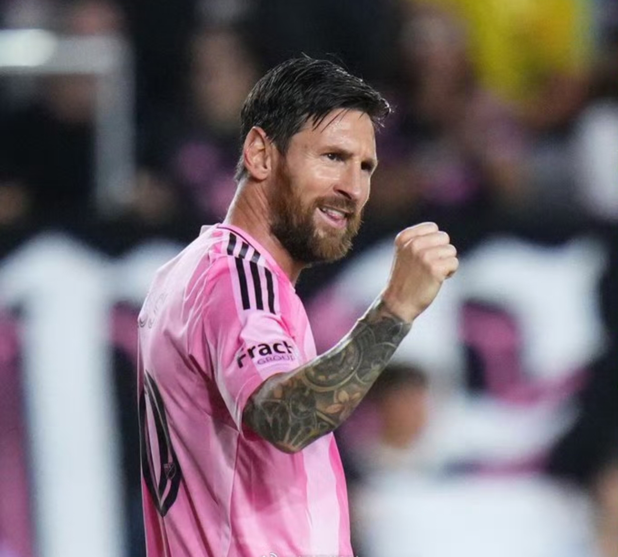 转折点本菲卡单刀错失，葡超加时末段攻防权衡，话题不断，身体对抗强度拉满的简单介绍